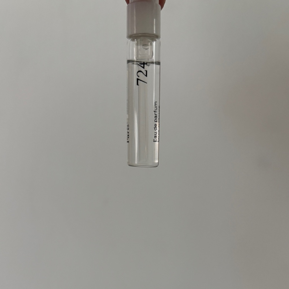 Jo Malone Orange Bitters Cologne with Silver Cap and Clear Vials - Picture 3 of 5